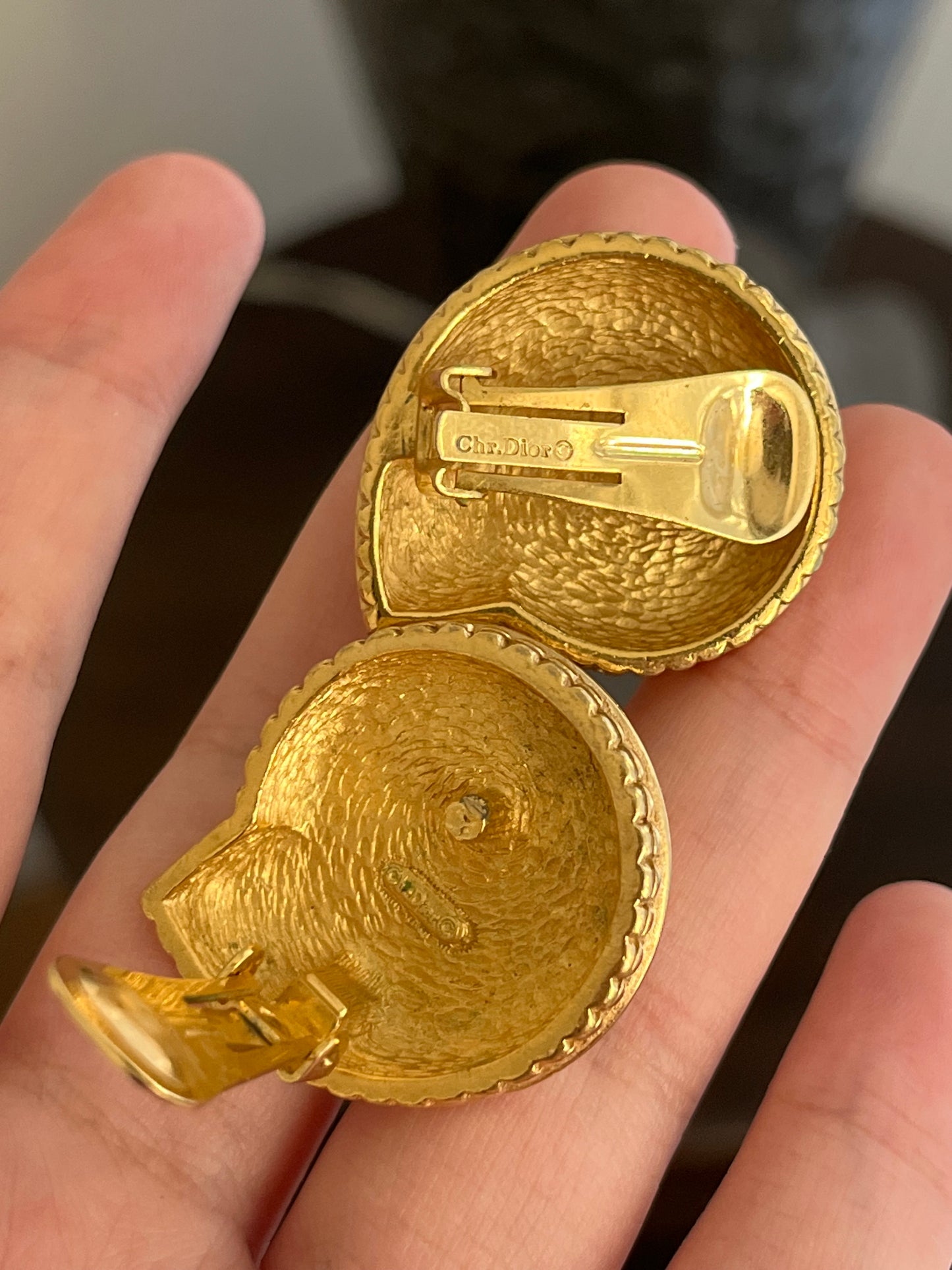 Vintage Christian Dior Sea Shell Round Black Poured Glass Cabochon Swirl Dotted Edge Gold-Plated Clip-On Earrings