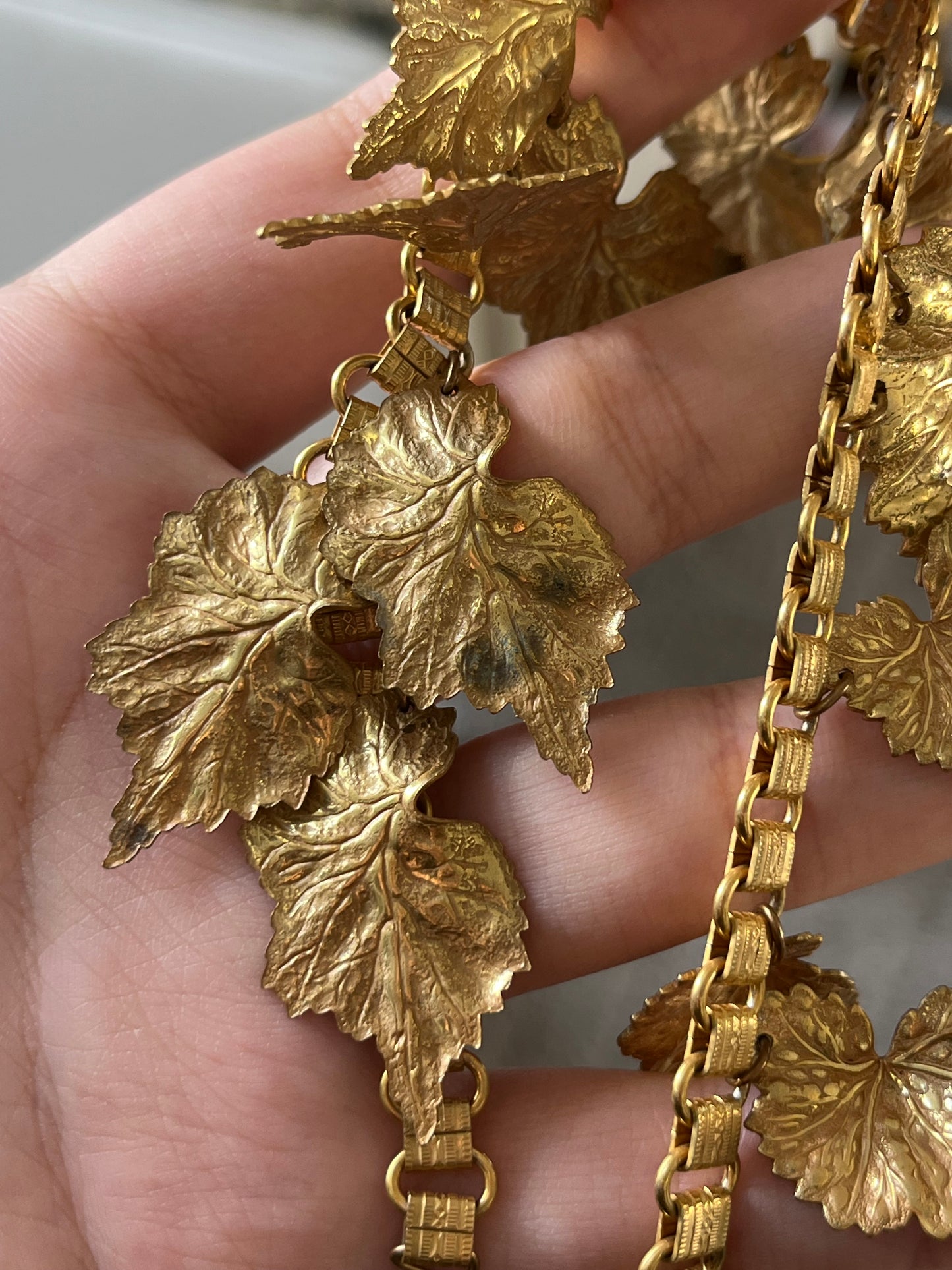 Vintage Miriam Haskell "Vine" Collection Vine Leaf Droplet Bib Collar Bronze Gold-Tone Statement Necklace