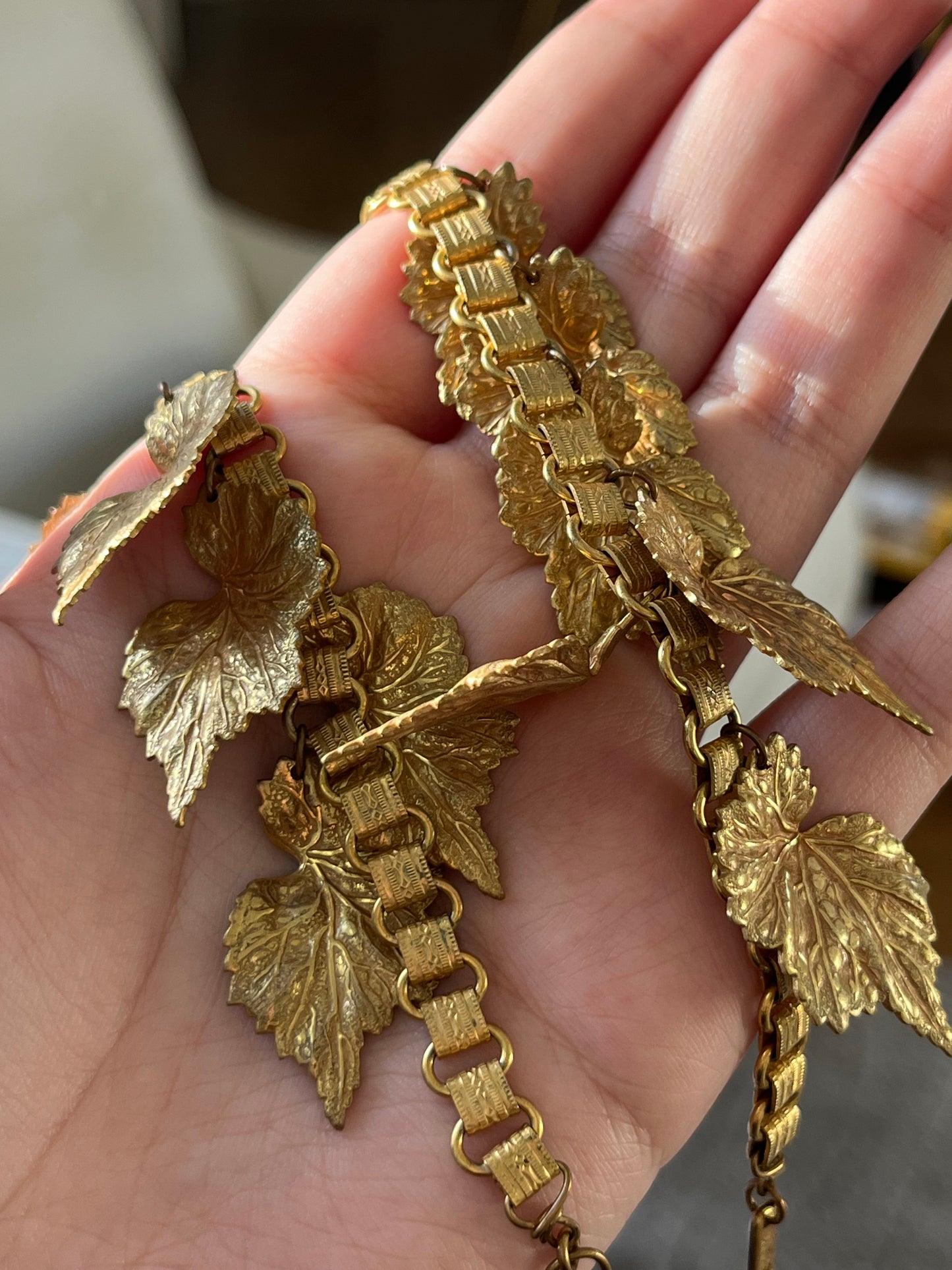 Vintage Miriam Haskell "Vine" Collection Vine Leaf Droplet Bib Collar Bronze Gold-Tone Statement Necklace