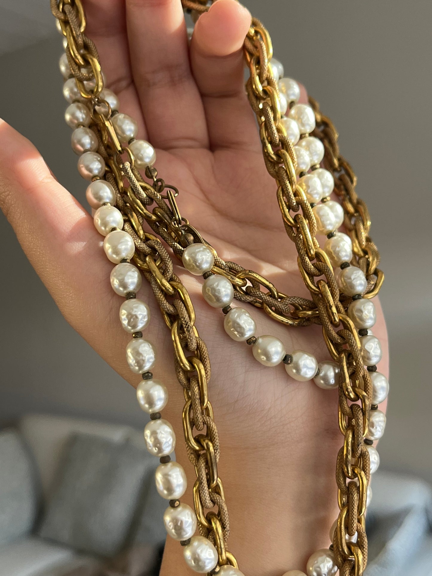 Vintage Miriam Haskell Classic "Niki" Baroque Glass Pearl Bronze-Tone Chain Long Necklace Set