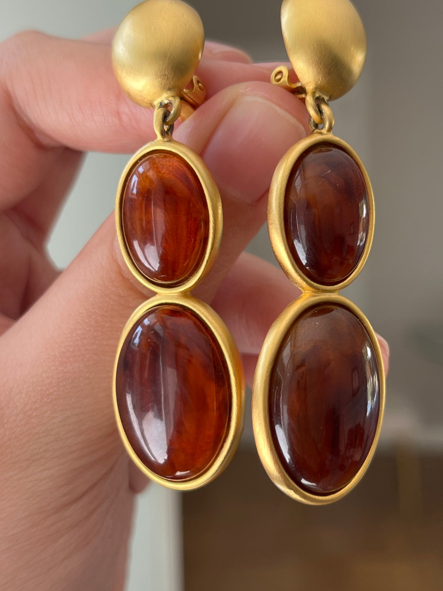 Vintage Givenchy Oval Amber Swirly Resin Cabochon Dangle Drop Long Shoulder Brush Matte Gold-Tone Clip-On Earrings