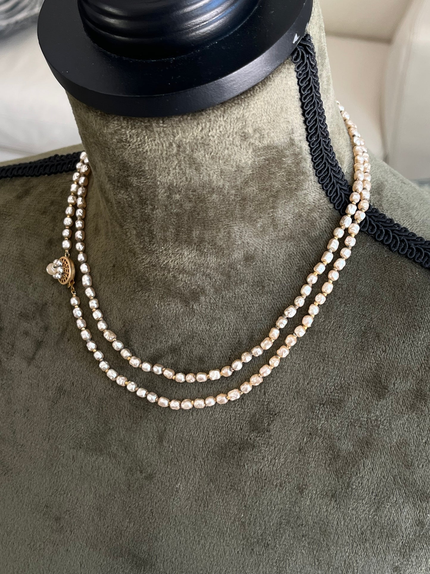 Vintage Miriam Haskell Classic "Niki" Mini Baroque Glass Pearl Beaded Layered Necklace