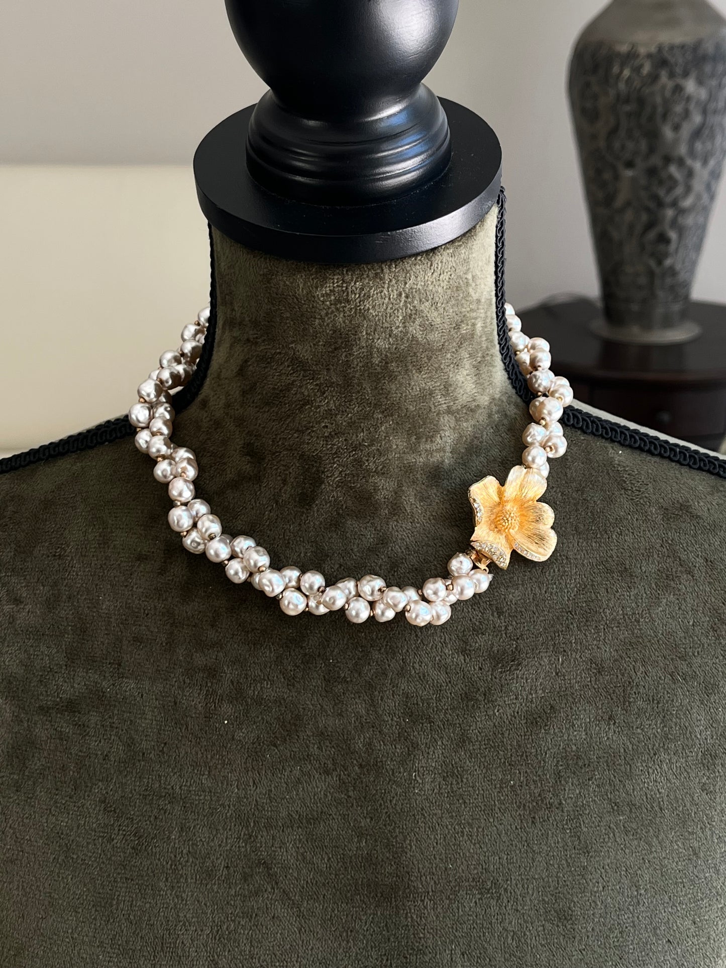 Vintage Unsigned Miriam Haskell Style Baroque Glass Pearl Double-Stranded Layered Rhinestone Brushed Gold-Tone Flower Clasp Necklace