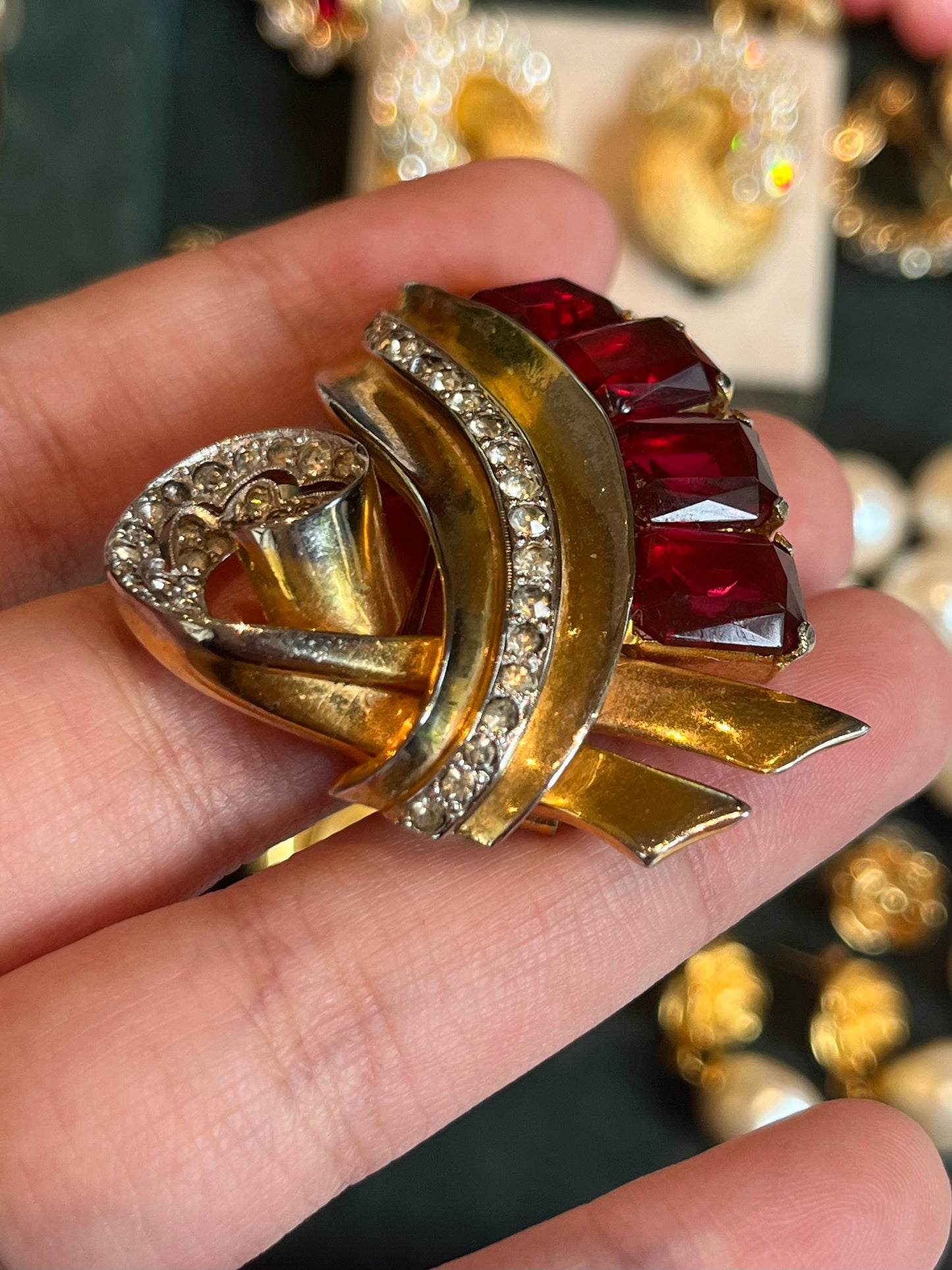 Vintage Mazer/Jomaz 1927-1945 Book Piece Bouquet Open Back Rectangular Red Rhinestone Gold-Plated Fur Clip Brooch