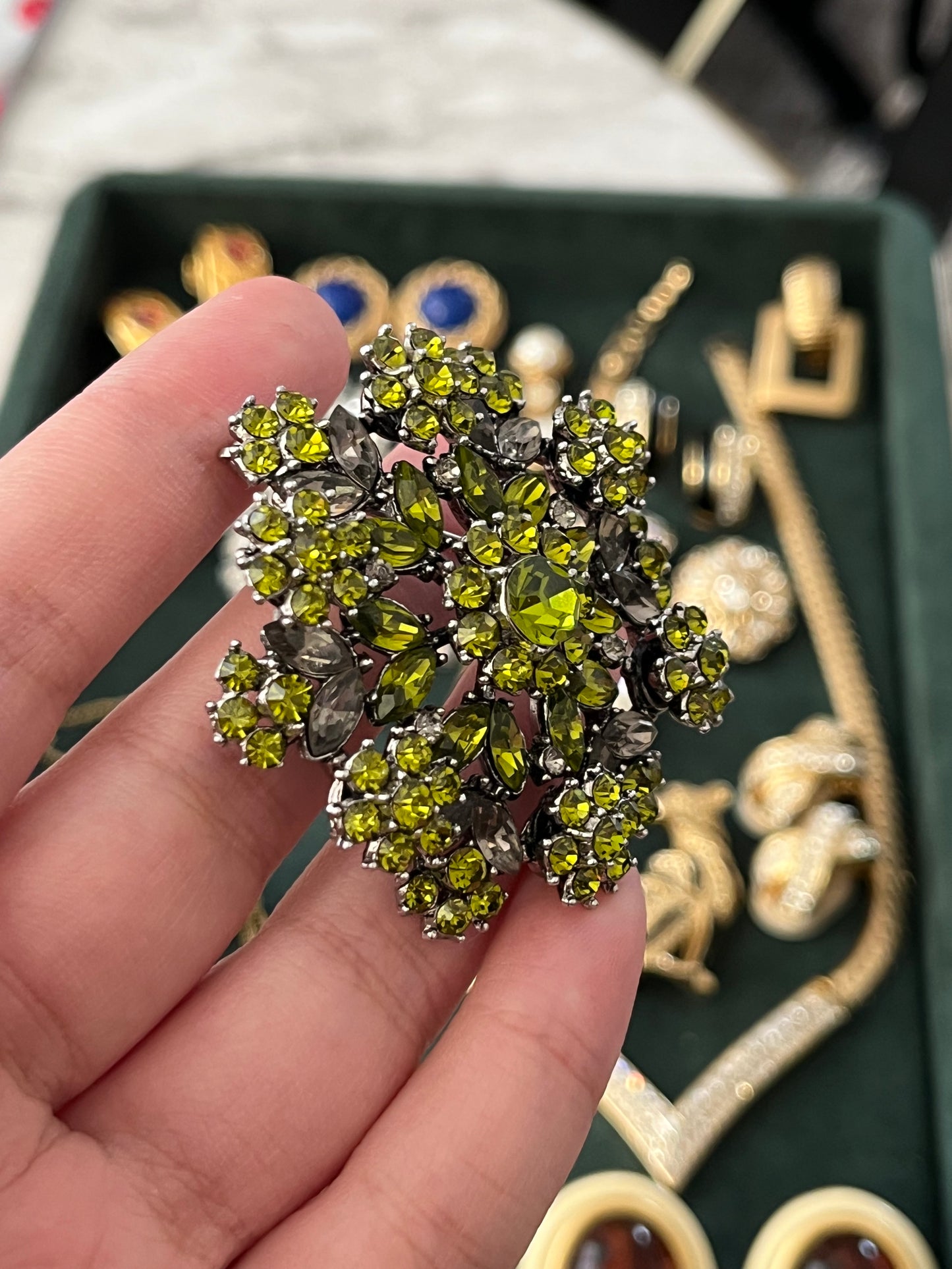 Vintage Crown Trifari 1950s Snowflake Flower Green Gray Rhinestone Prong Multi-Layered Silver-Tone Brooch