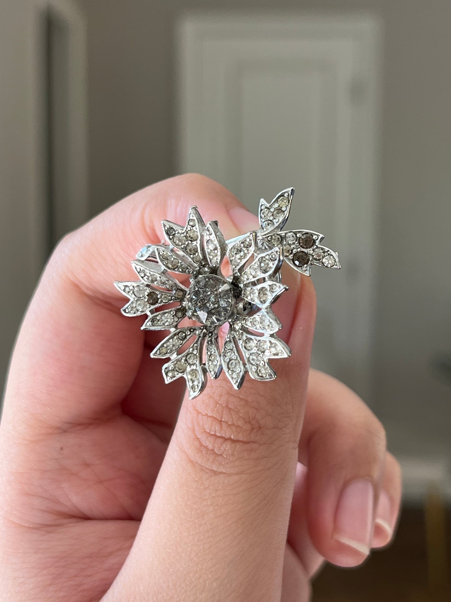 Vintage Christian Dior By Kramer 1940s "En Trembler" Trembling Flower Rhinestone Silver-Plated Brooch