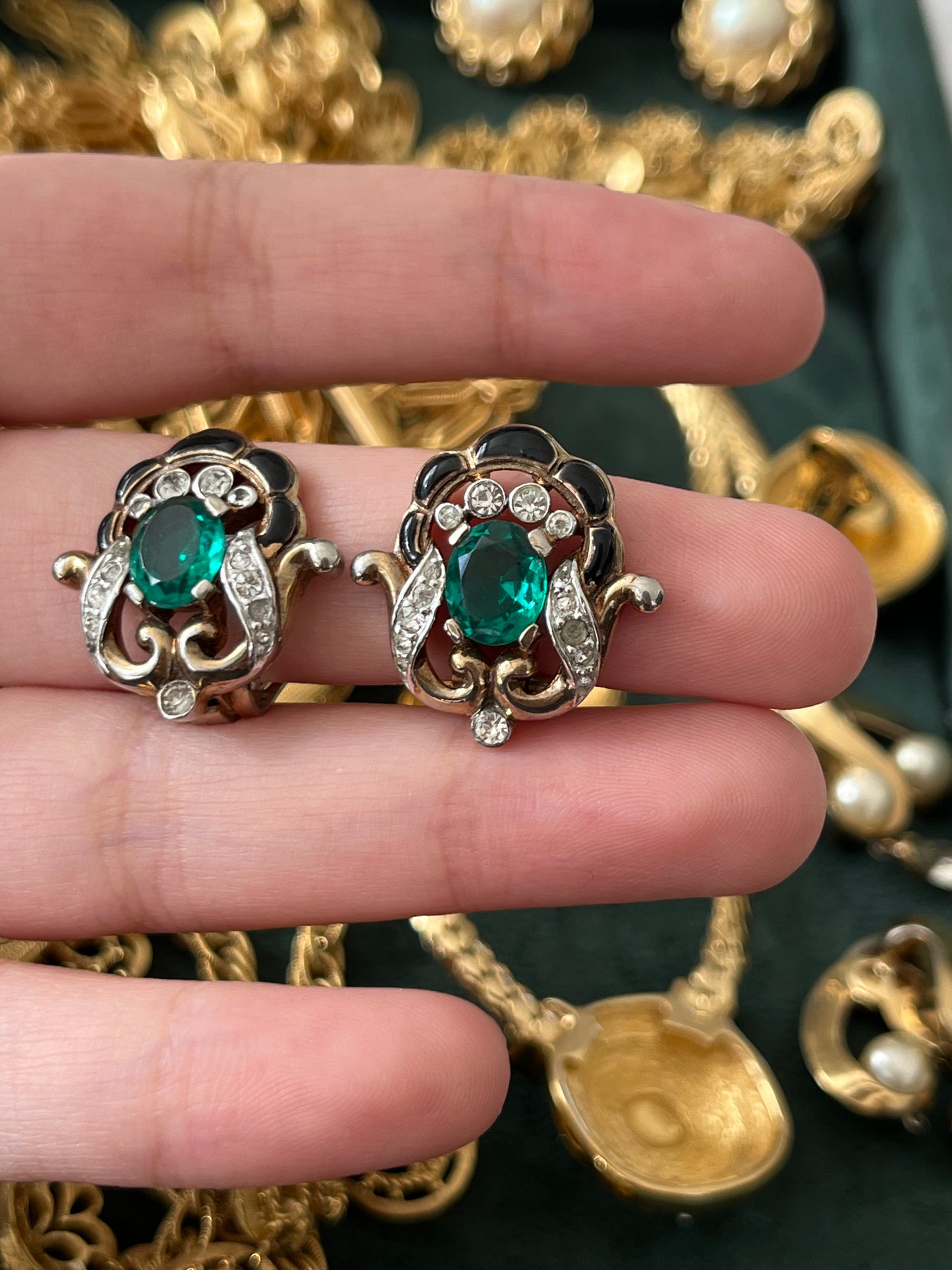 Vintage Trifari “Empress Eugénie” Collection 1940s Oval Topaz Rhinestone Navy Emerald Gold-Tone Clip-On Earrings