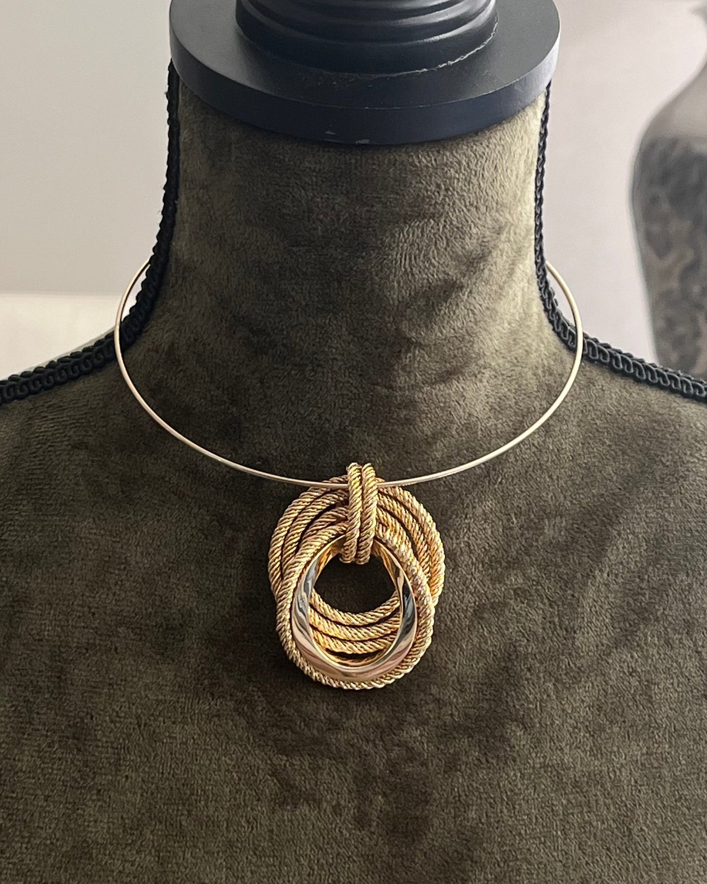 Vintage Grossé (Christian Dior) 1971 "Rope" Collection Layered Braided Knot Gold-Plated Pendant with Unsigned Choker Necklace