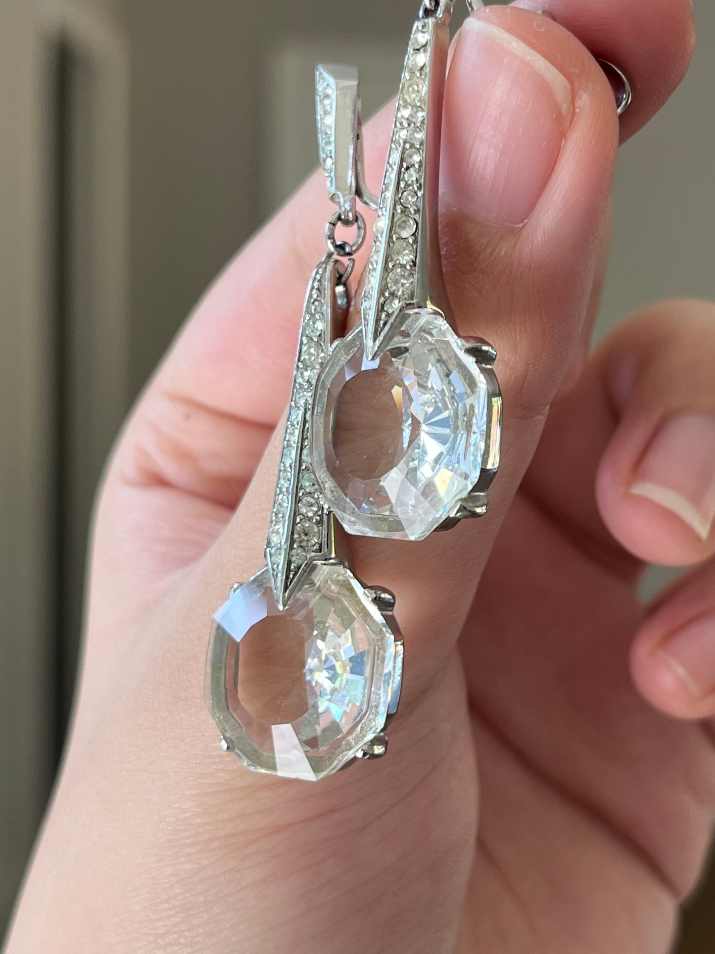 Vintage Givenchy 1978 Clear Faux Crystal Rhinestone Dangle Drop Long Shoulder Brush Silver-Tone Clip-On Earrings