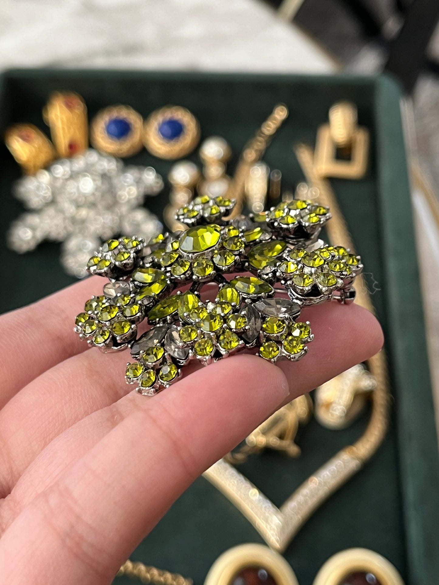 Vintage Crown Trifari 1950s Snowflake Flower Green Gray Rhinestone Prong Multi-Layered Silver-Tone Brooch