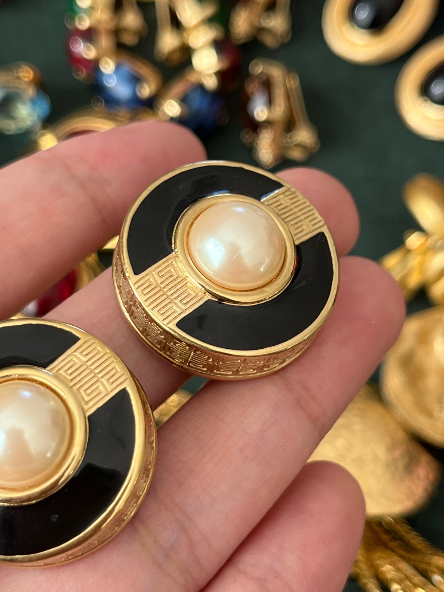 Vintage Givenchy Classic "G" Logo Pearl Black Enamel Round Gold-Plated Clip-On Earrings