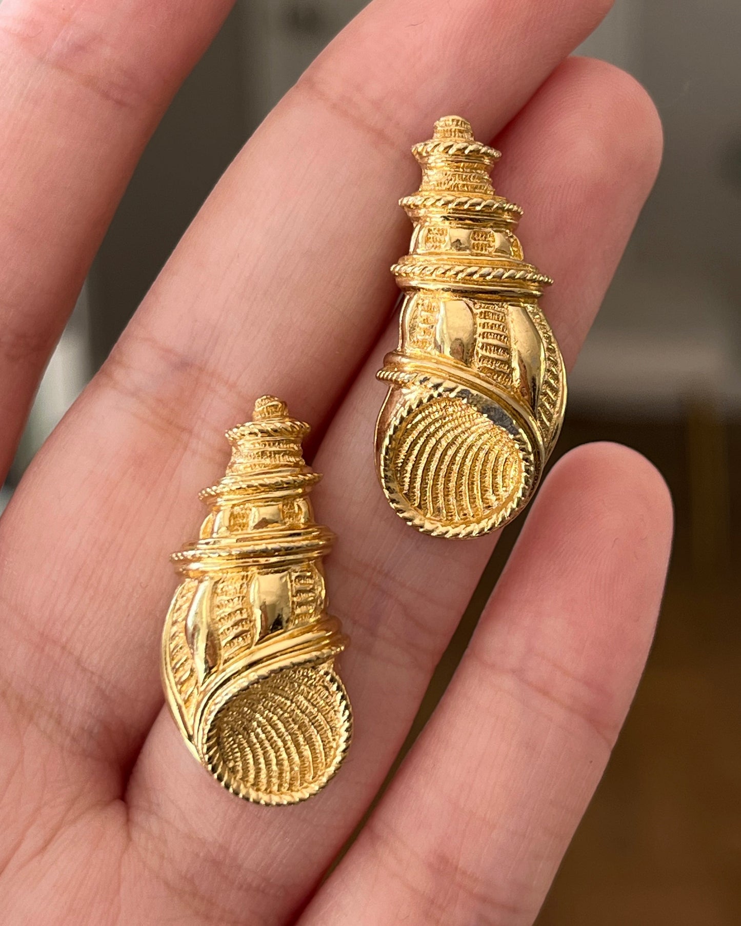 Vintage Christian Dior Sea Shell Brushed Gold-Tone 14k Gold Post Pierced Earrings