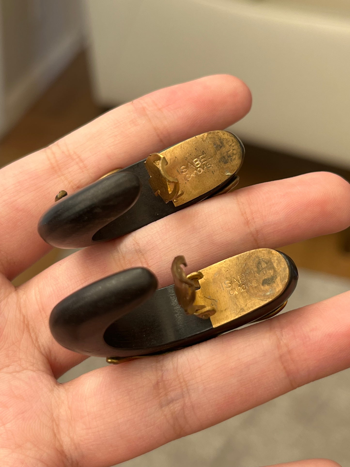 Vintage Isabel Canovas Vine Leaf Natural Wood Hoop Bronze Gold-Plated Clip-On Earrings