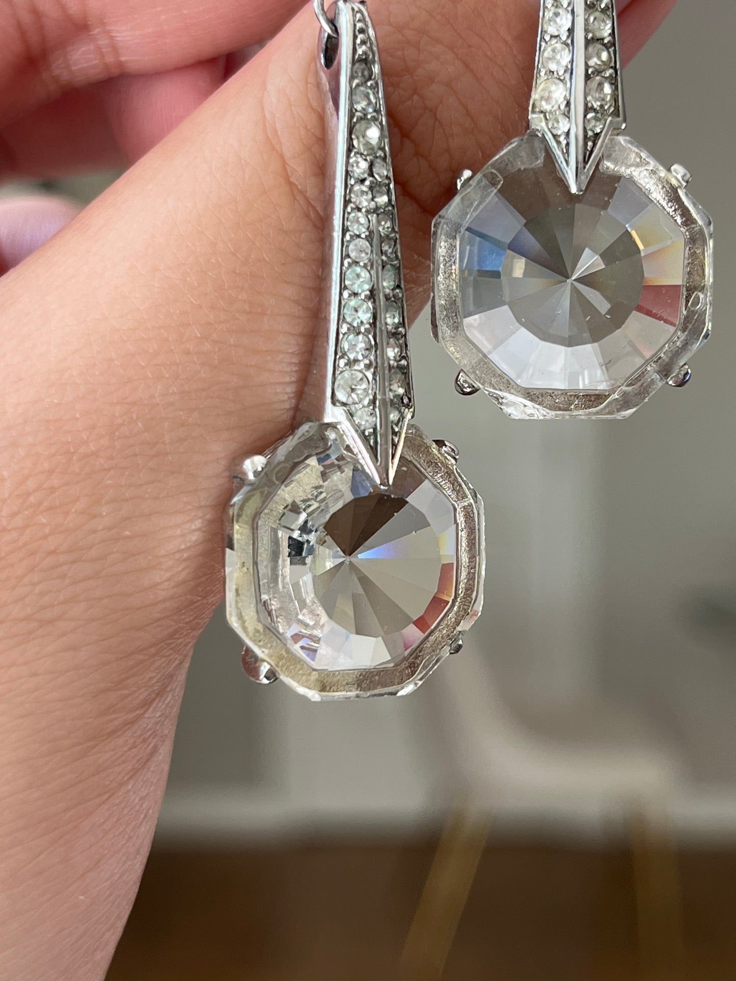 Vintage Givenchy 1978 Clear Faux Crystal Rhinestone Dangle Drop Long Shoulder Brush Silver-Tone Clip-On Earrings