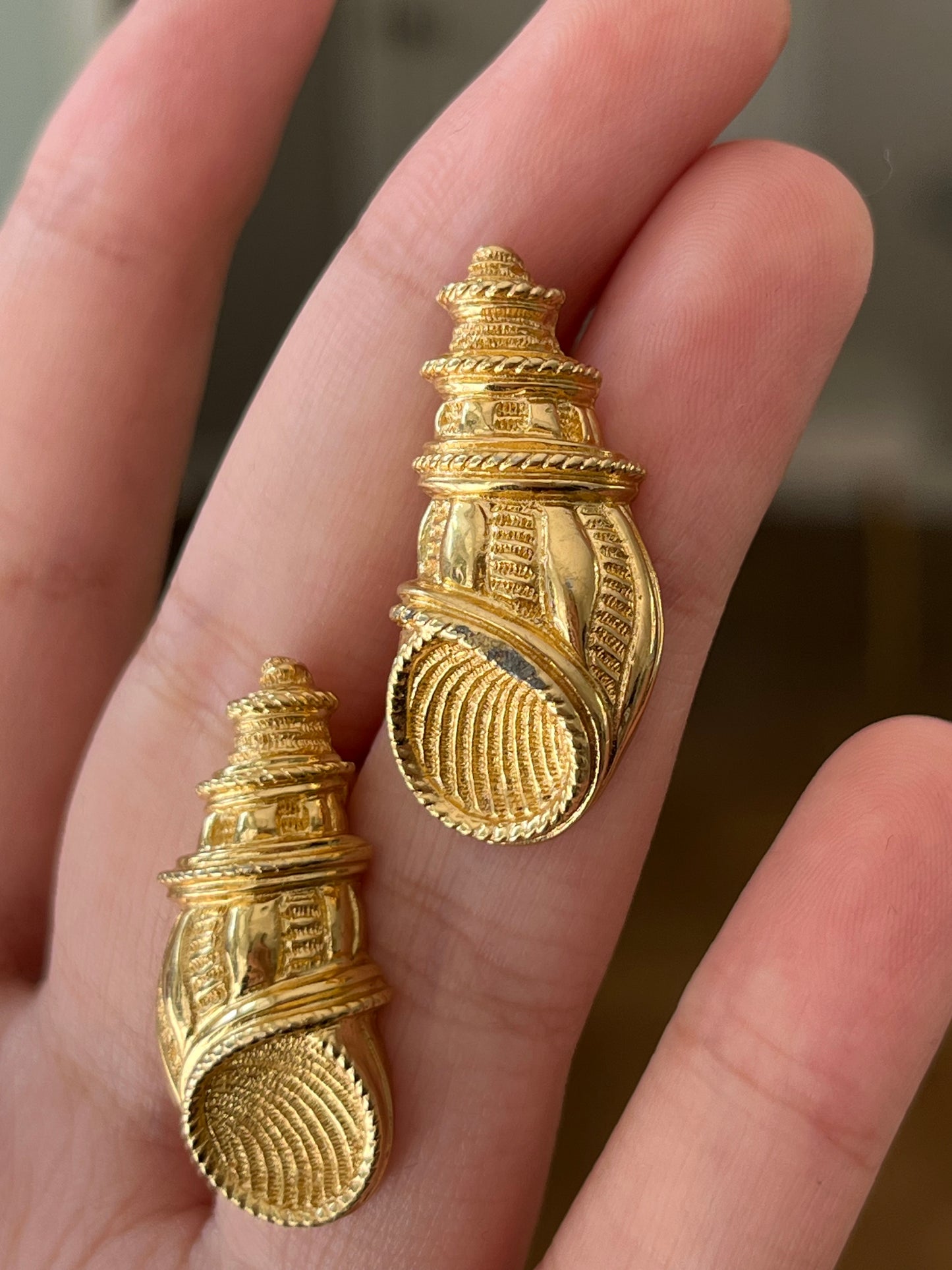 Vintage Christian Dior Sea Shell Brushed Gold-Tone 14k Gold Post Pierced Earrings