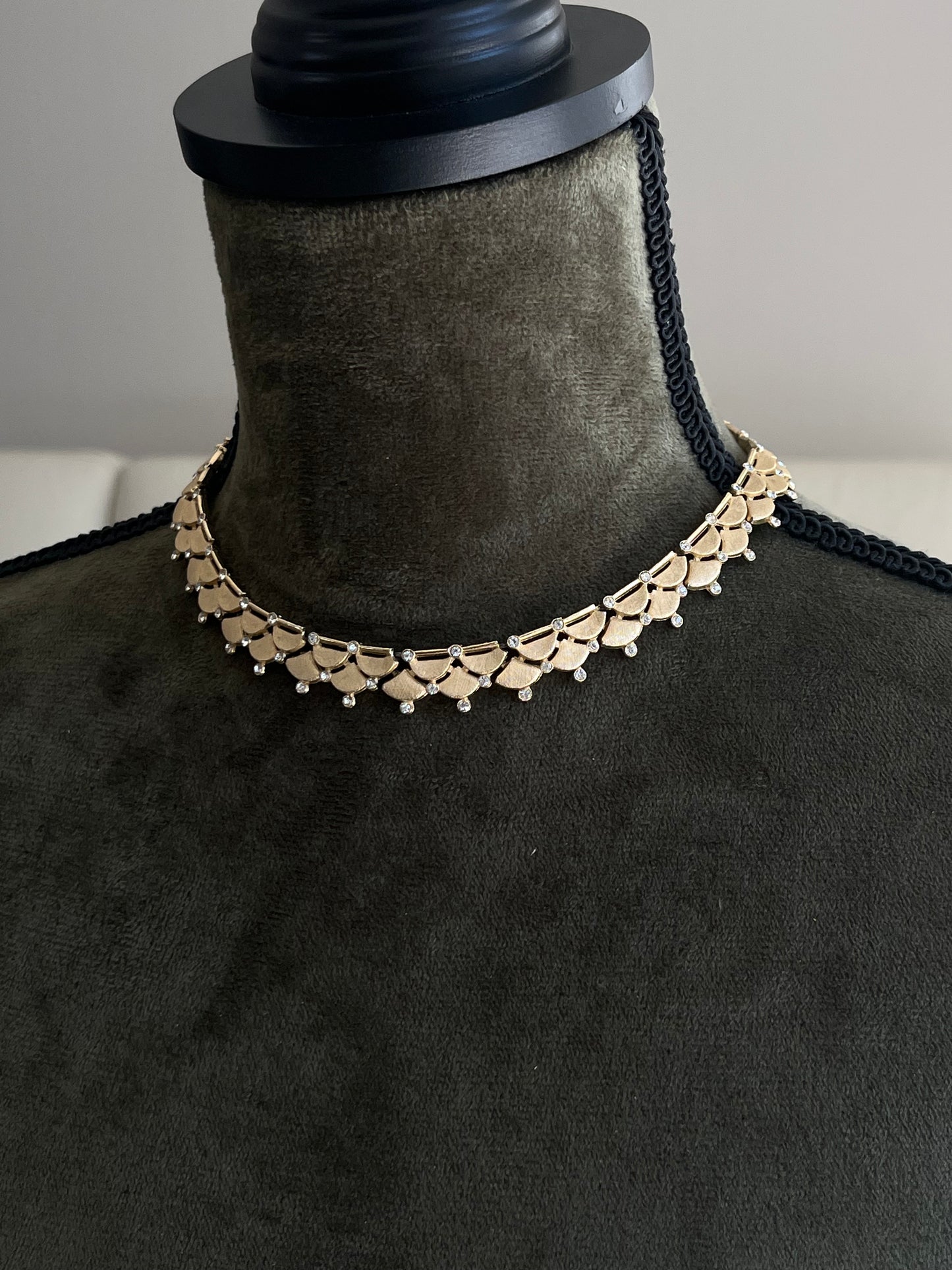 Vintage Crown Trifari "Dagon Scale" Layered Pedal Rhinestone Gold-Tone Choker Necklace